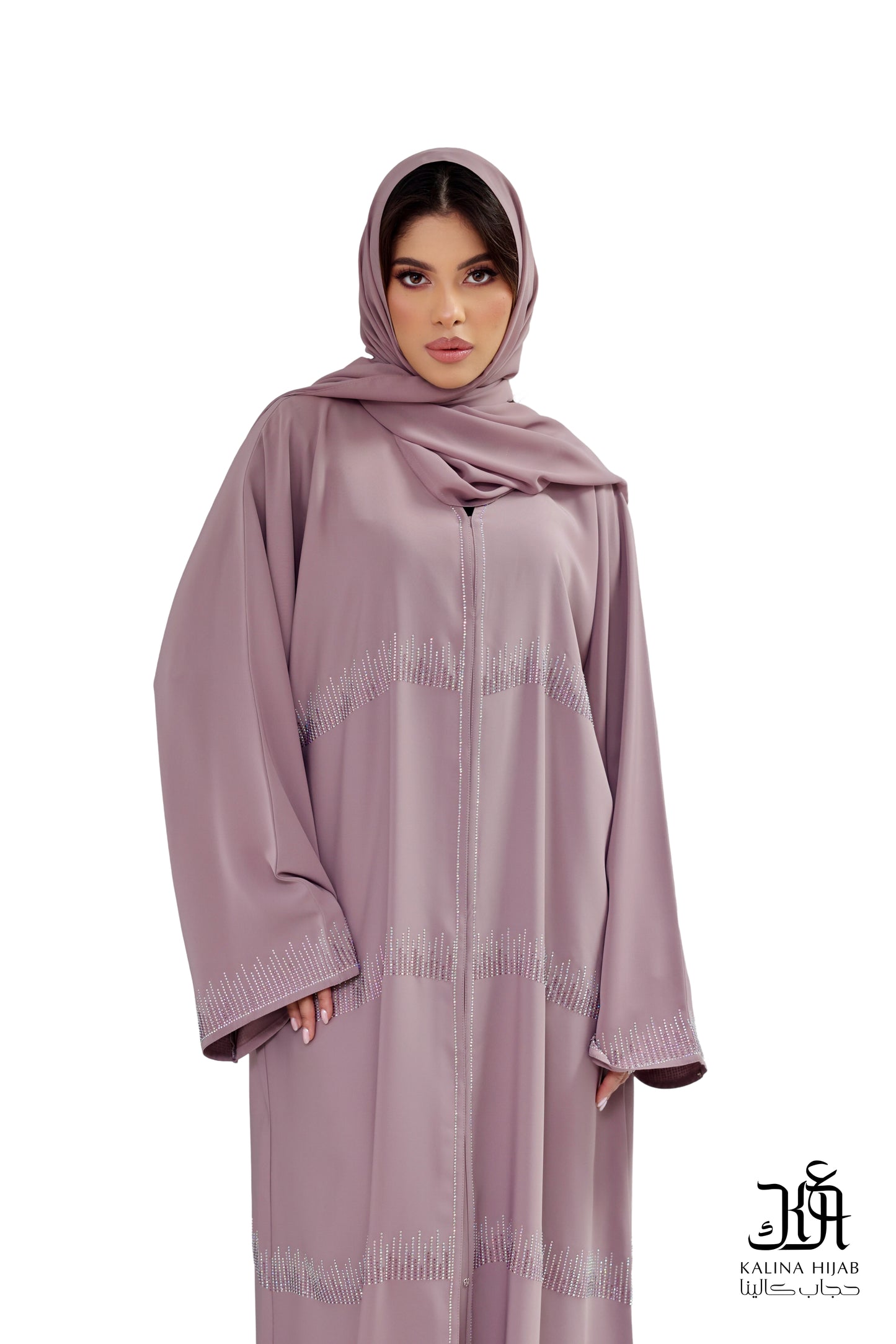 KALINA ABAYA © AMIRA