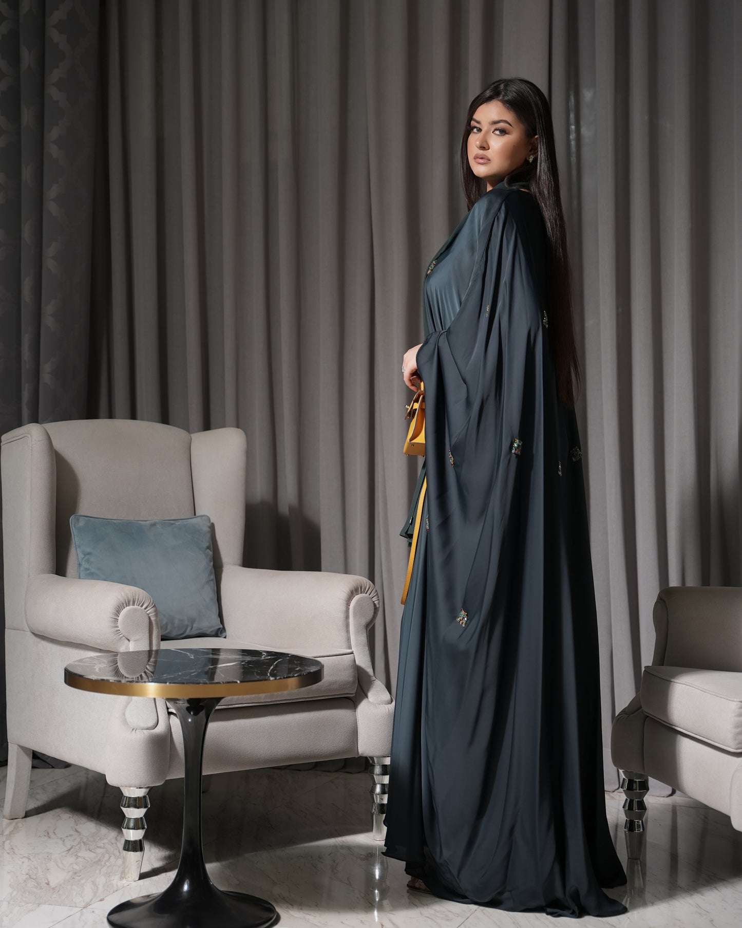 KALINA ABAYA © JADE