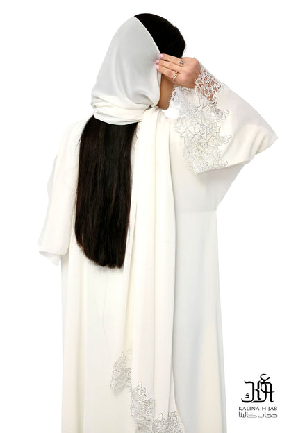 KALINA ABAYA © YASMINA