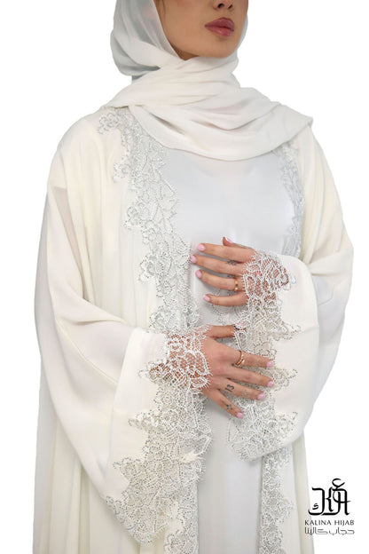 KALINA ABAYA © YASMINA