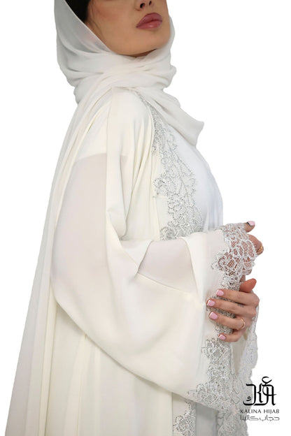 KALINA ABAYA © YASMINA