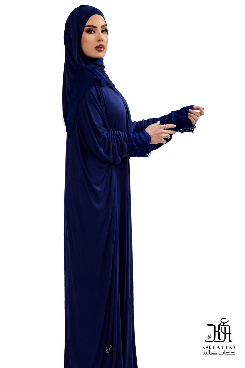 KALINA PRAY © BARAKAH NAVY BLUE