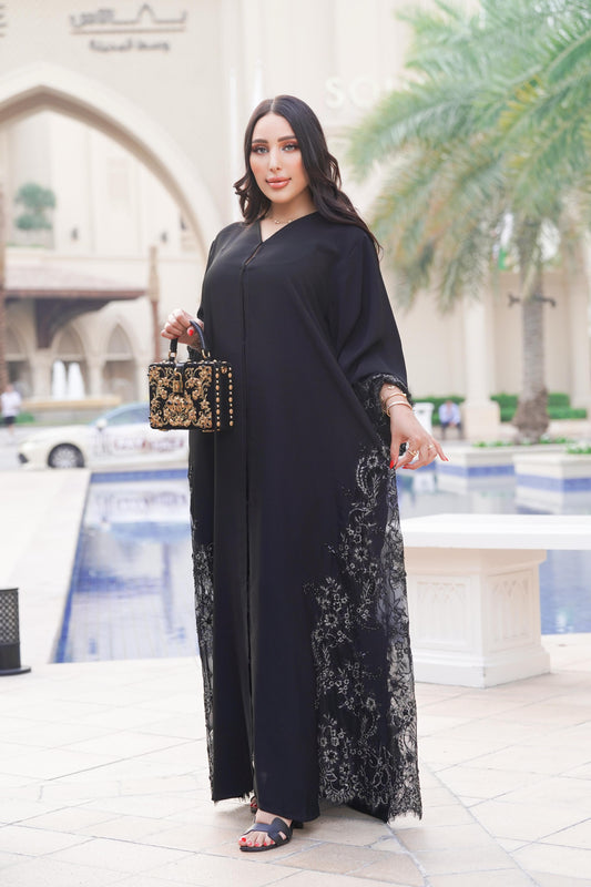 KALINA ABAYA © LAYAL