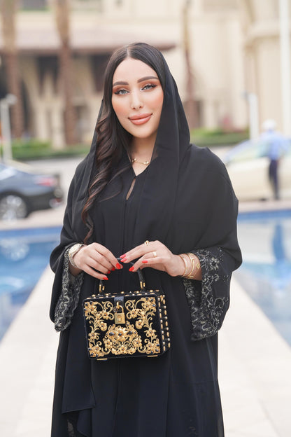 KALINA ABAYA © LAYAL